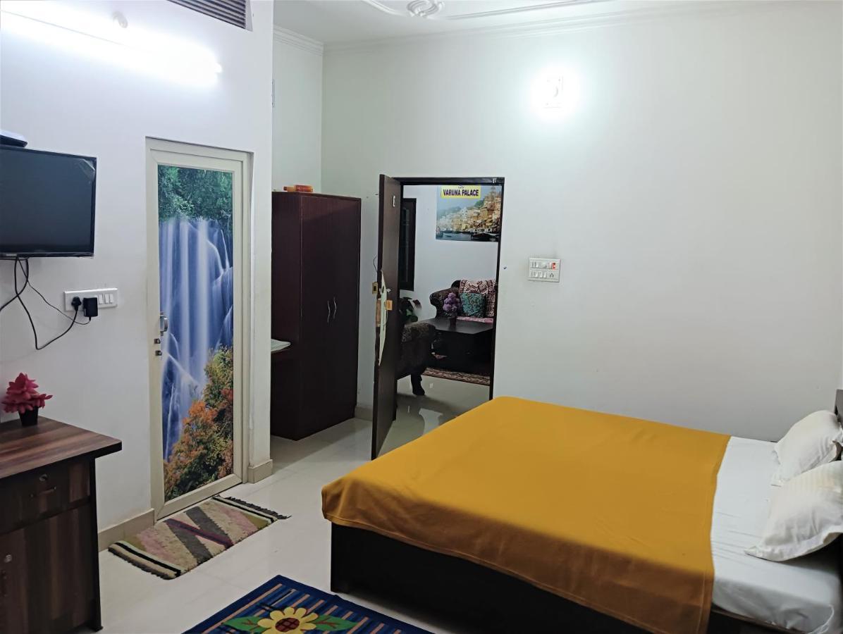 Varuna Palace-Fully Vaccinated Staff Varanasi Ngoại thất bức ảnh